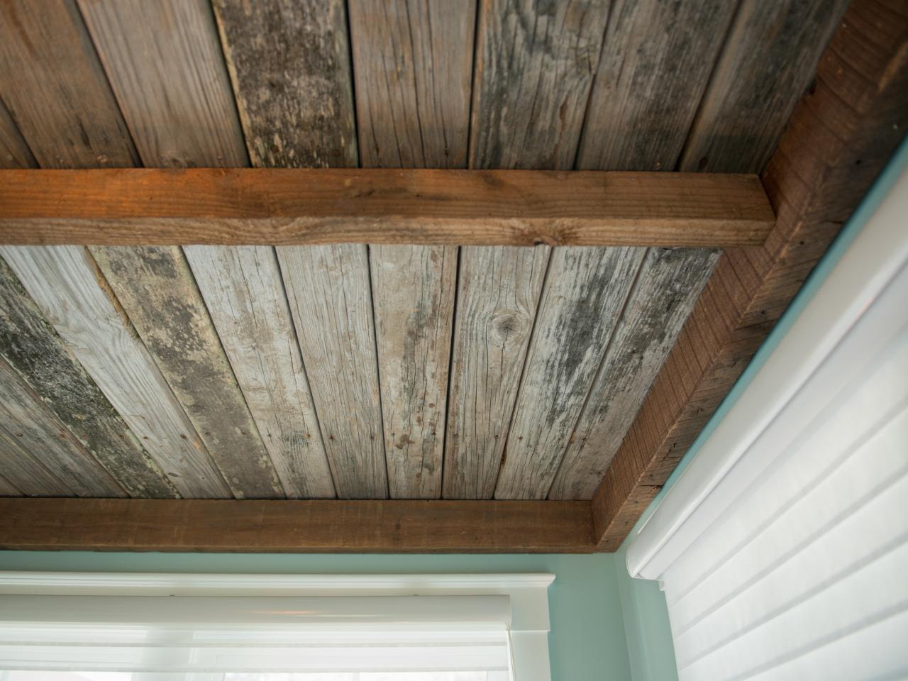 деревянный потолок (потолок из дерева) фото